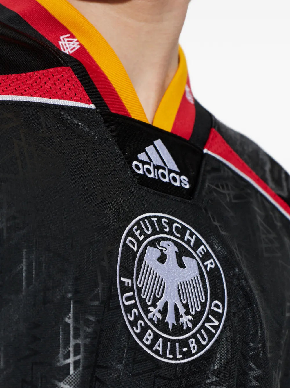 adidas T-shirt con scollo a V | Image 5