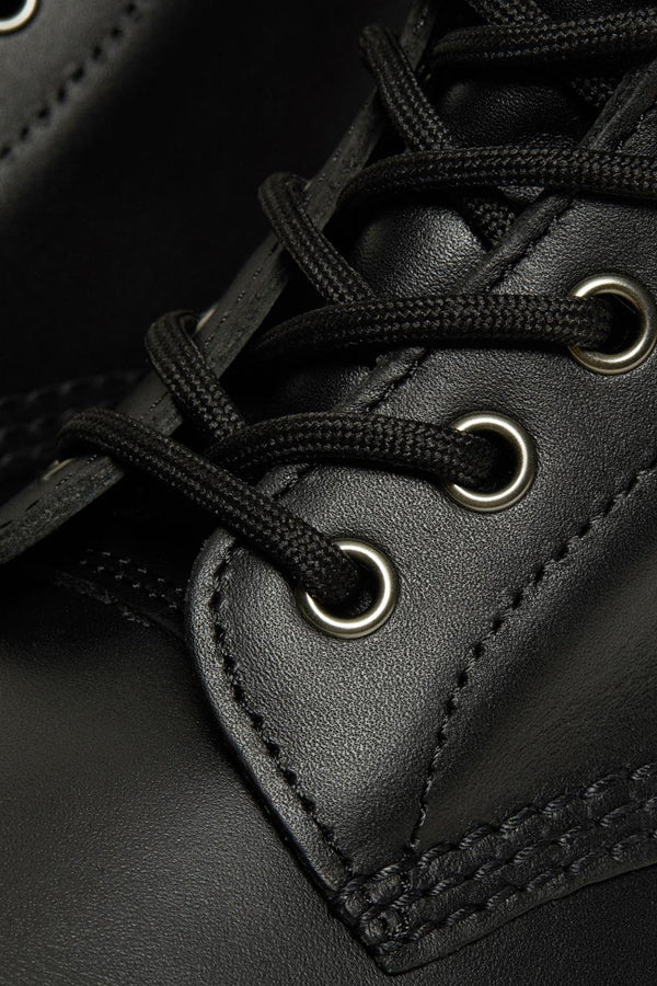Dr. Martens Stivali stringati 1460 in pelle Nappa Nero