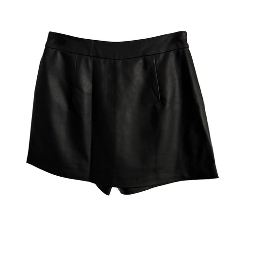 SHORTS PRADA