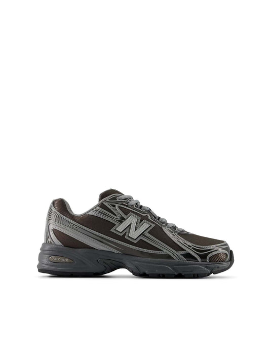 New Balance Scarpe 740 Marrone